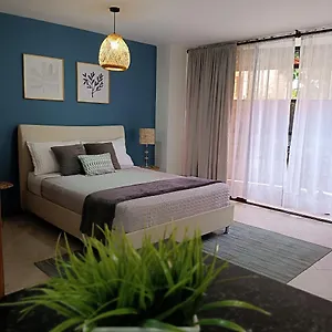 Apartamento Acogedor Apartaestudio Ubicado En Laureles, Medellín