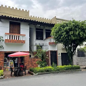  Hotel Ayenda Sarayu House