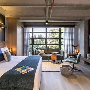 Factory Lofts فندق
